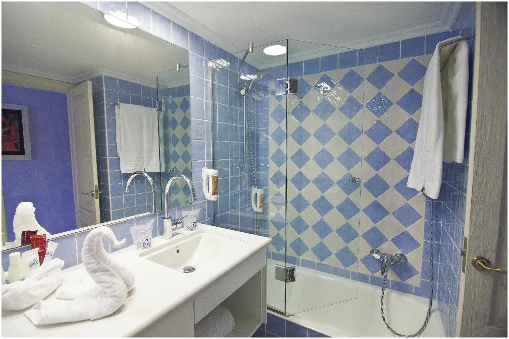 APARTMENT POOL VIEW Room, Royal Son Bou Family Club, Menorca