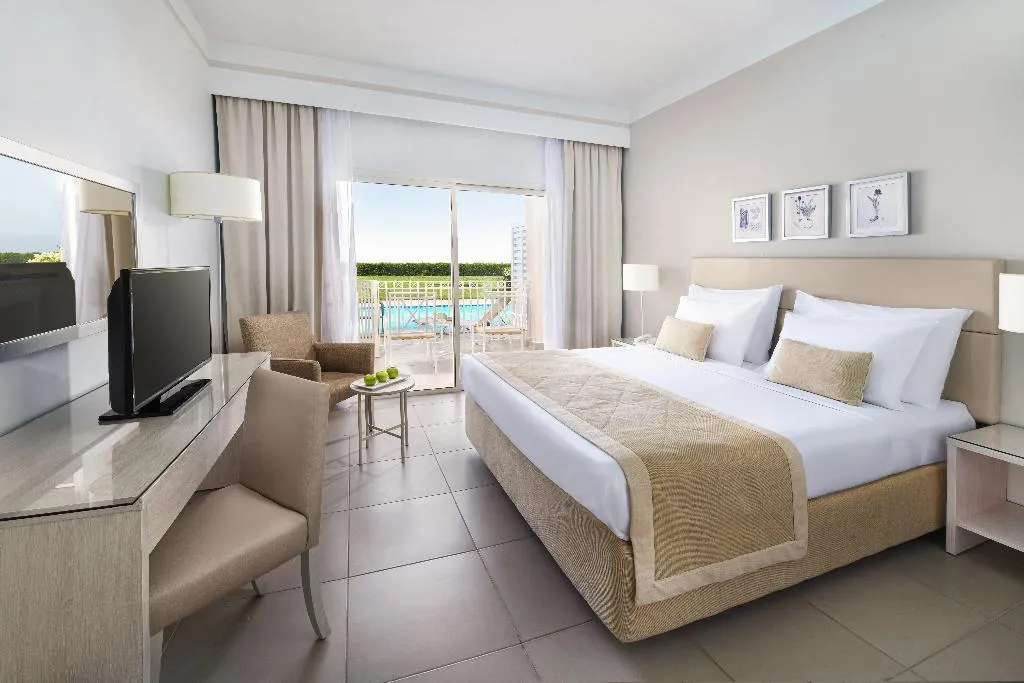 Double or Twin DELUXE POOL VIEW Room, Jaz Aquaviva, Red Sea Riviera