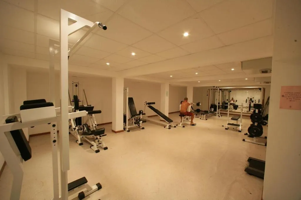 Sports and Entertainment, Hotel Globus - Half Board, Bourgas