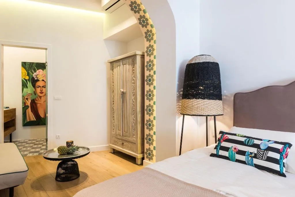 Room, Aisha Petite Suites, Crete