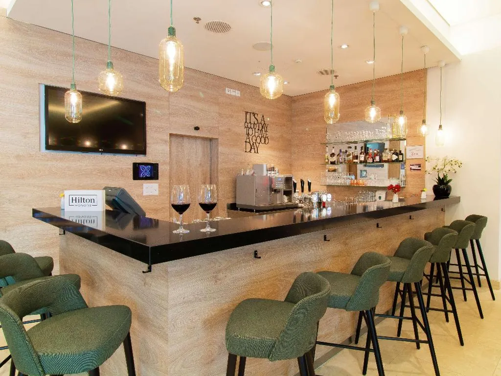 Bar, Hilton Garden Inn Davos, Zurich