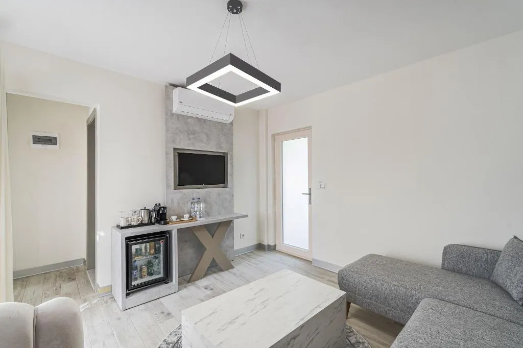 JUNIOR SUITE WITH TERRACE Room, Elementa Luxury Boutique Hotel, Bodrum