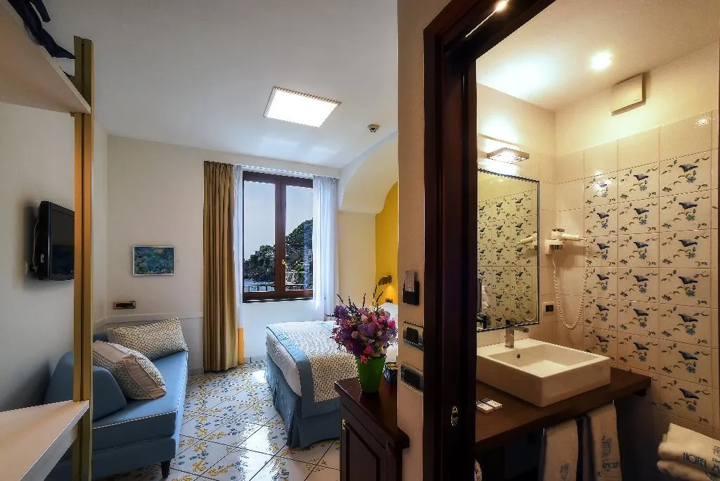 Double or Twin SEA VIEW Room, Ravello Art Hotel Marmorata, Naples