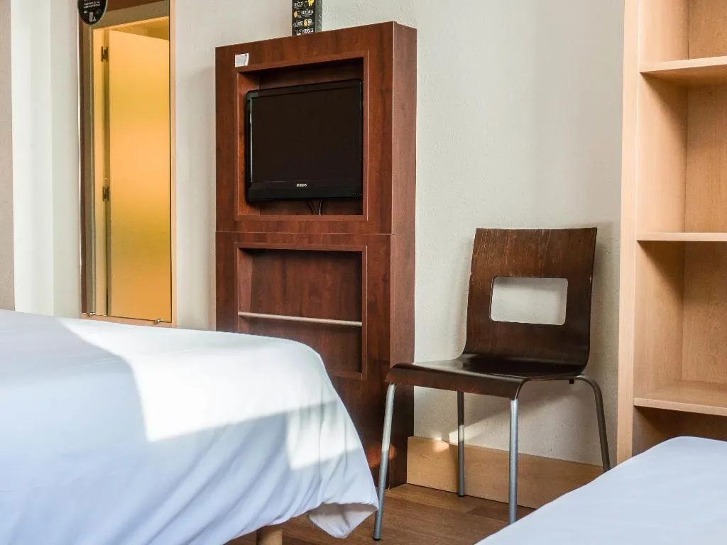 Sports and Entertainment, ibis Girona Costa Brava, Costa Brava