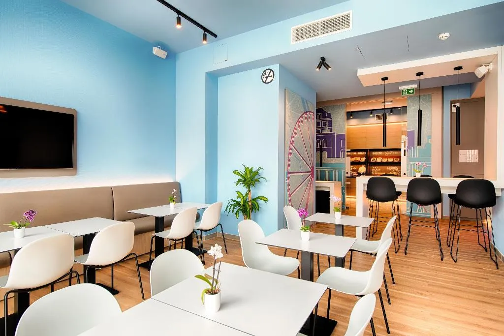 Bar, B&B HOTEL Wien-Meidling, Vienna