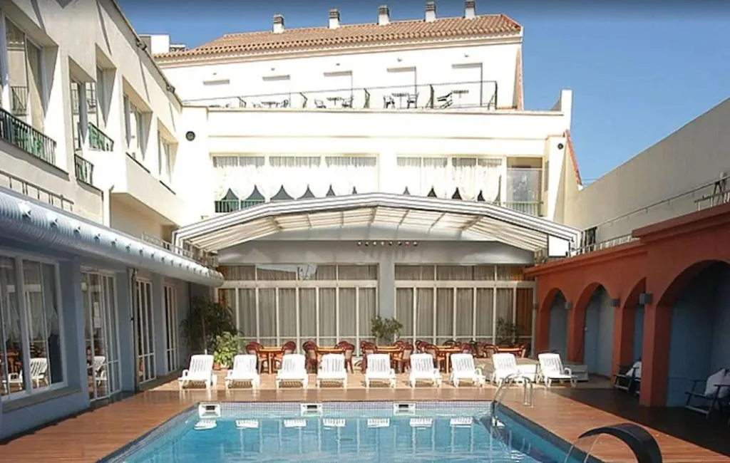 Sports and Entertainment, La Terrassa, Costa Brava