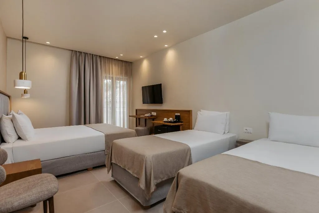FAMILY ROOM ONE BEDROOM Room, Diana Palace Hotel Zakynthos, Zante
