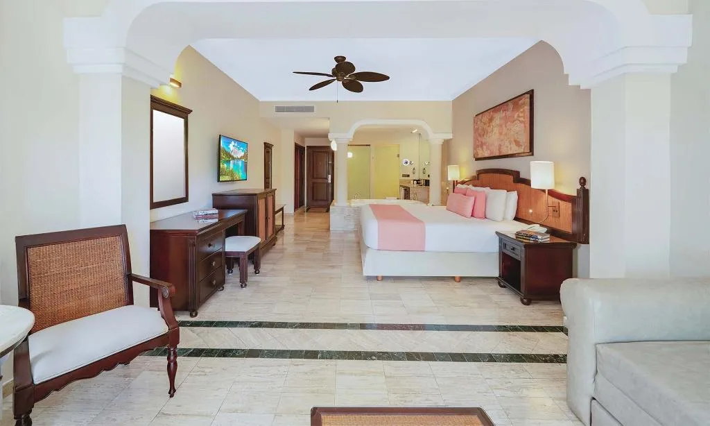 JUNIOR SUITE GARDEN VIEW Room, Grand Palladium Select White Sand Resort & Spa AI, Cancun Area