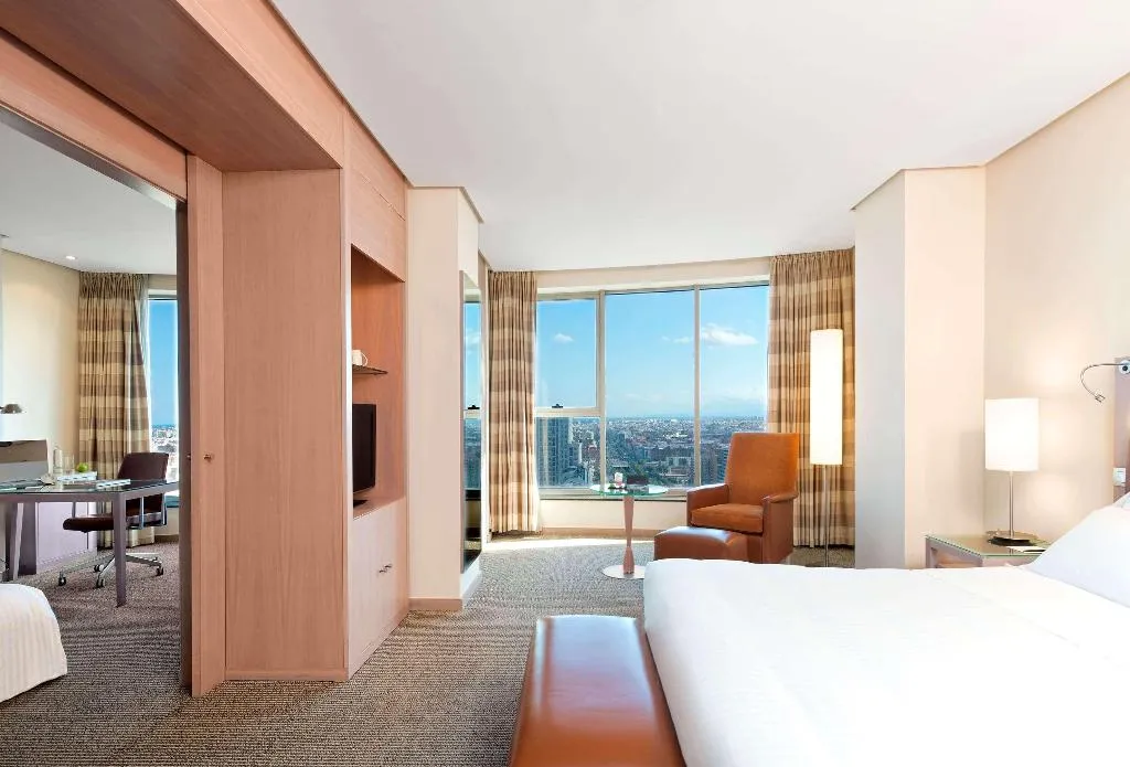 FAMILY ROOM STANDARD Room, Melia Valencia, Valencia
