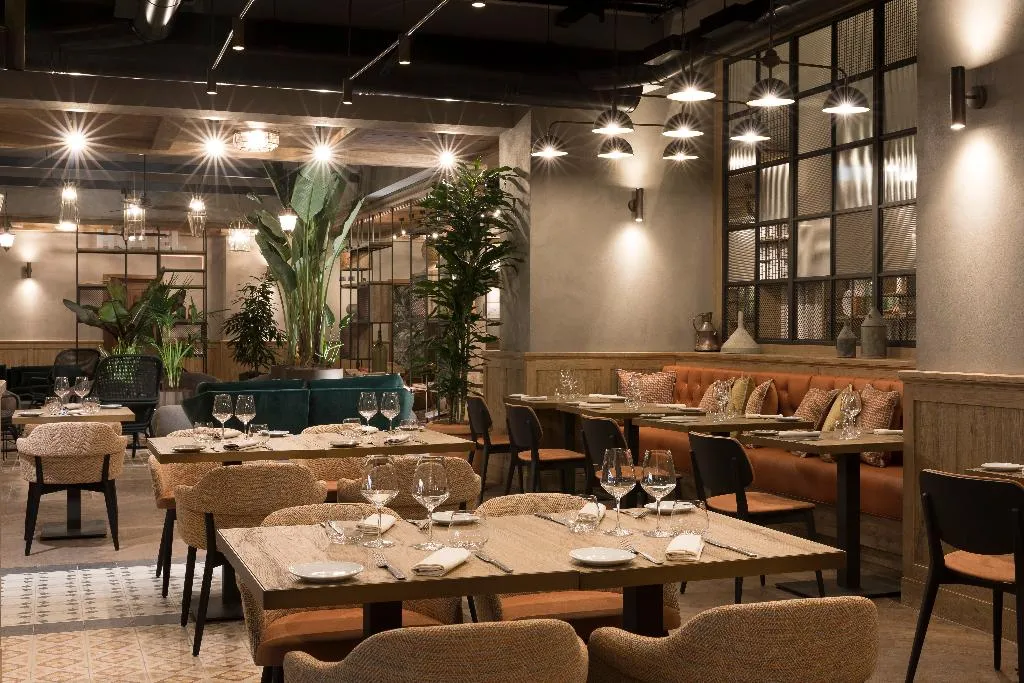 Restaurant, DoubleTree by Hilton Rome Monti, Rome