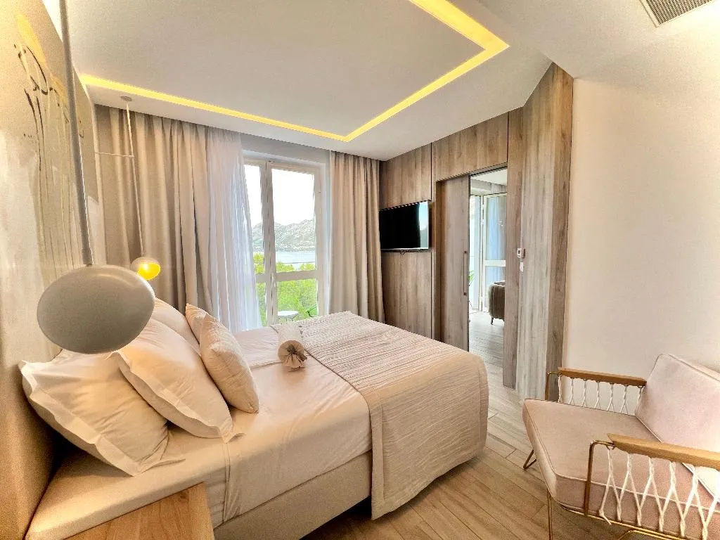 SUITE EXECUTIVE SEA VIEW Room, Hotel Cavtat, Dubrovnik