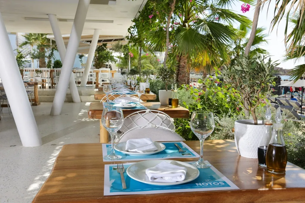 Restaurant, Mykonos Palace Beach Hotel, Mykonos