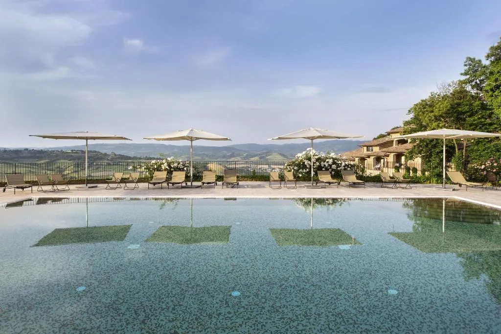 Pool, Altarocca Wine Resort, Perugia