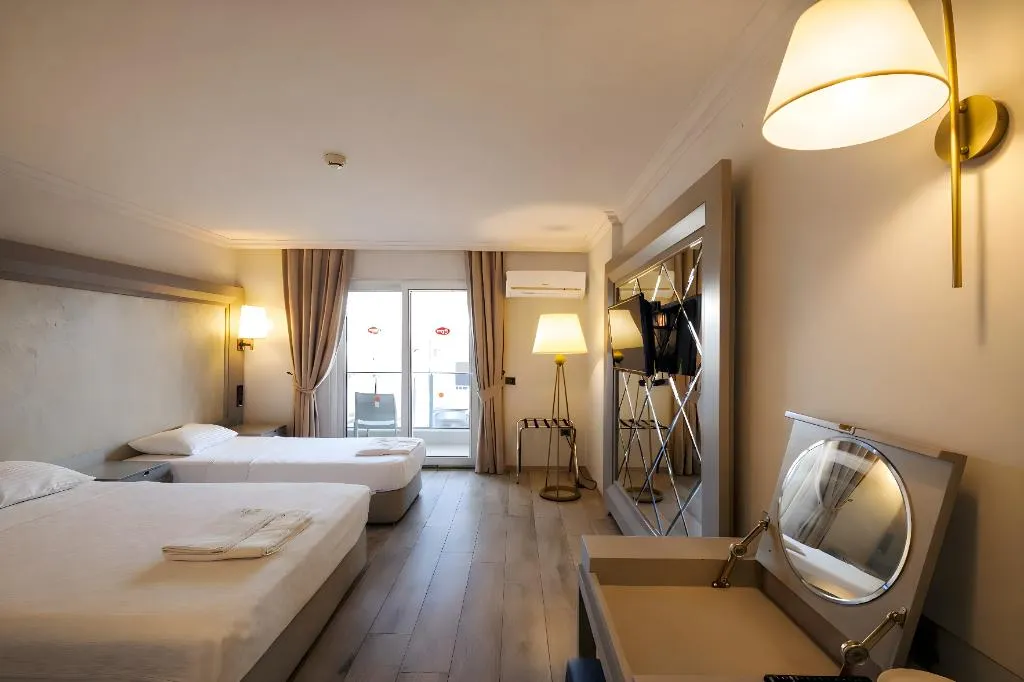 DOUBLE WITH BALCONY Room, Fifty5 Suite Hotel, Dalaman