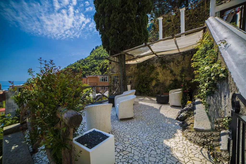 General view, Villa Lara, Naples