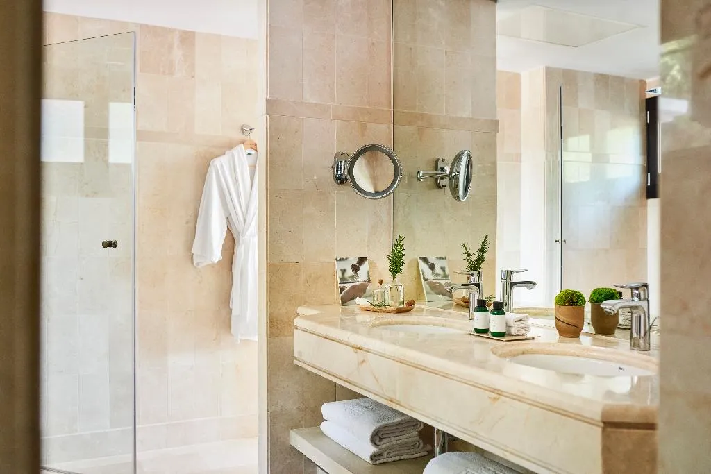 DOUBLE STANDARD Room, Marbella Club Hotel, Costa Del Sol