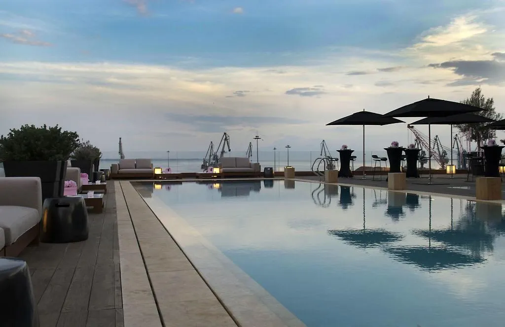 Pool, The Met, Halkidiki