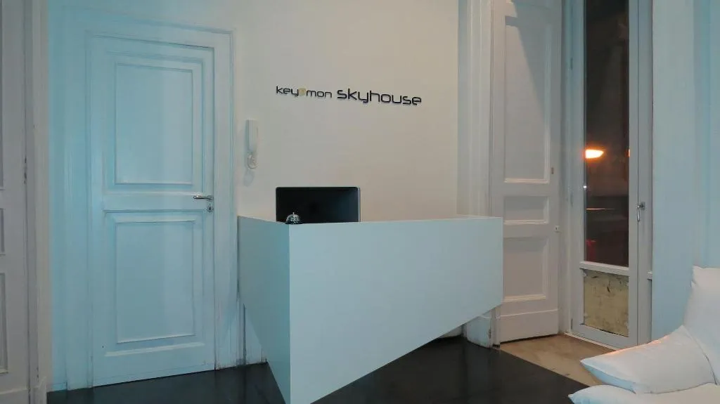 Lobby, Skyhouse Chiatamone, Naples