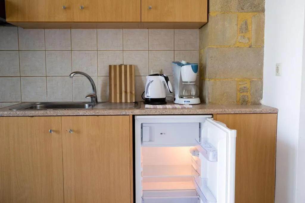 Room, Agarathos, Crete