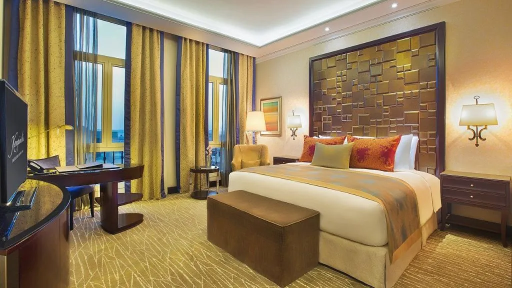 DOUBLE DELUXE Room, Kempinski Palace Cairo, Cairo