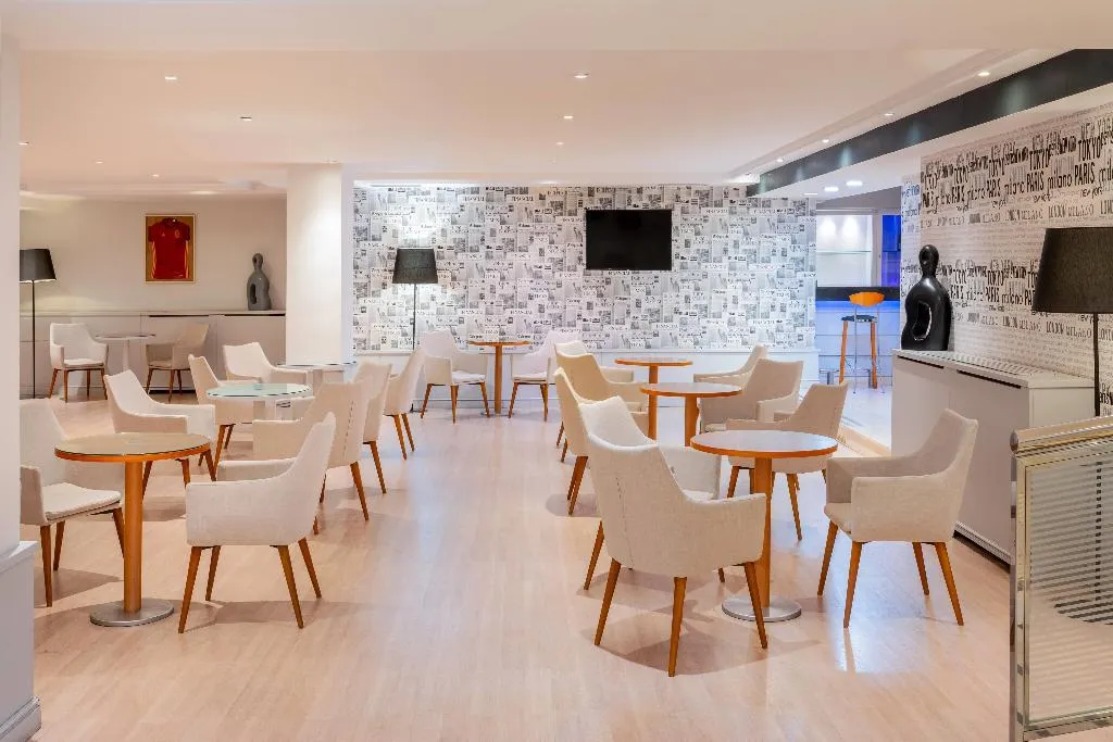 Restaurant, Madrid Alameda Aeropuerto Affiliated By Melia, Madrid
