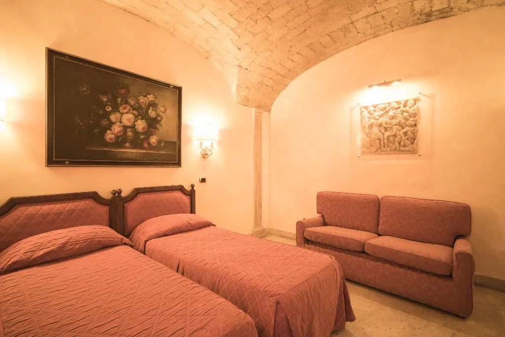 TWIN WITH BALCONY Room, Donatello, Rome