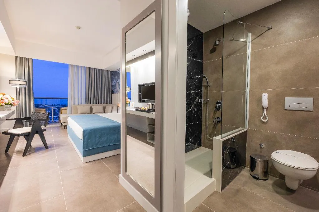 DOUBLE ECONOMY Room, Crystal Centro Pearl Collection, Antalya