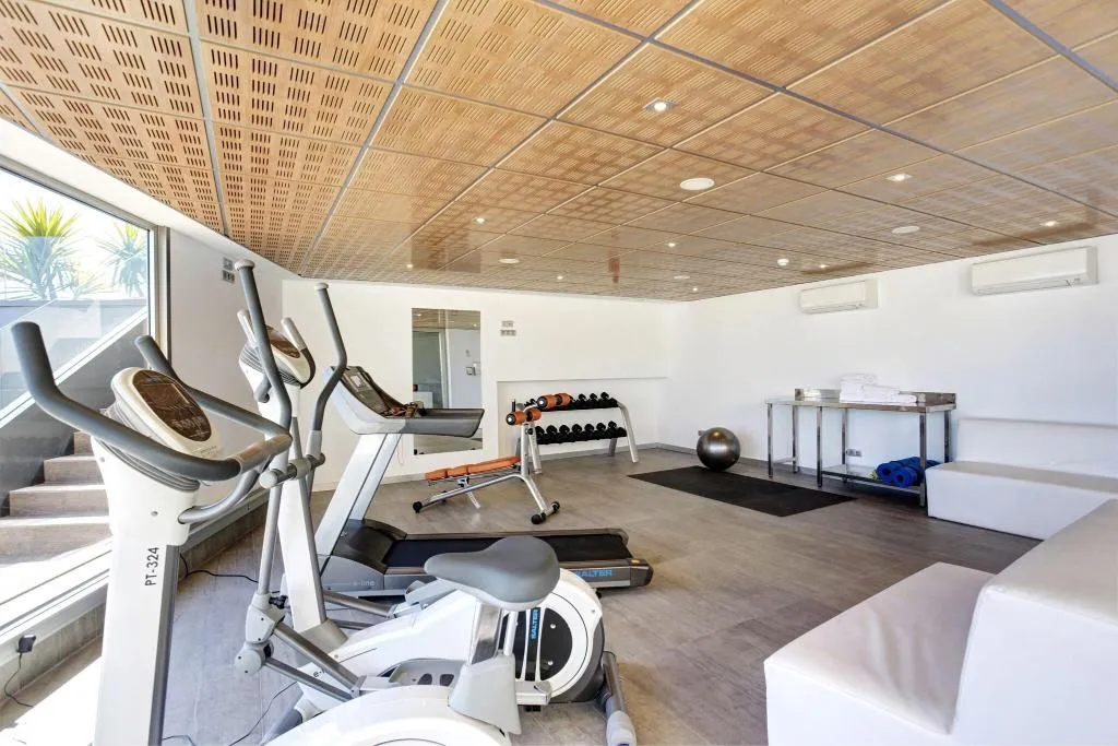 Sports and Entertainment, Costa Azul, Majorca
