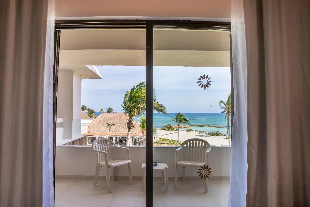 QUADRUPLE PREMIUM OCEAN FRONT Room, Bahía Príncipe Explore Tulum, Cancun Area