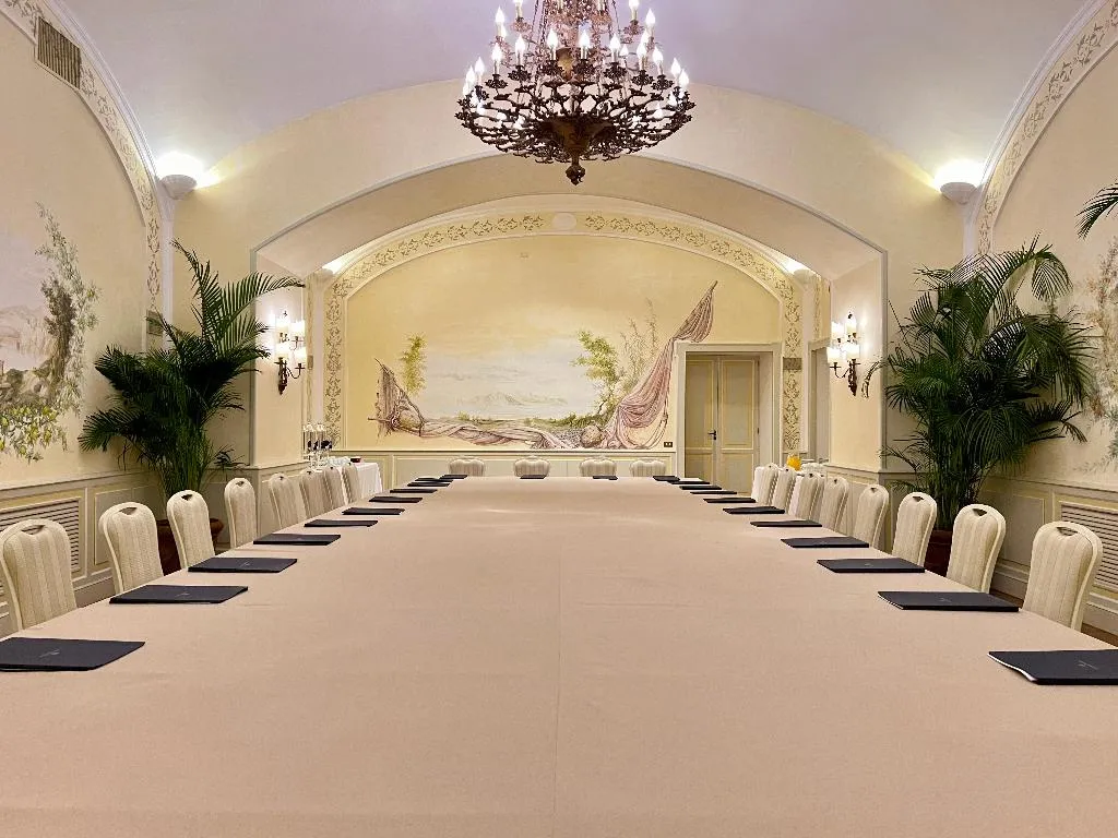 Conferences, Grand Hotel Excelsior Vittoria Spa, Naples