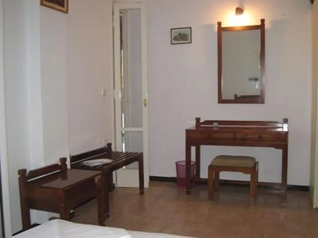 Room, Filorian Hotel Apartments, Corfu