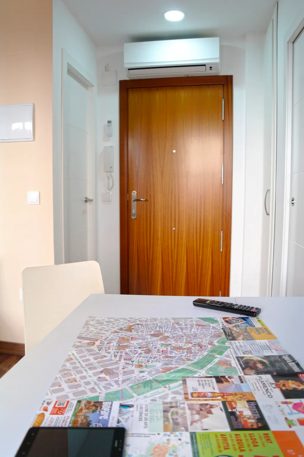 Room, Apartamentos Down Town 13, Valencia