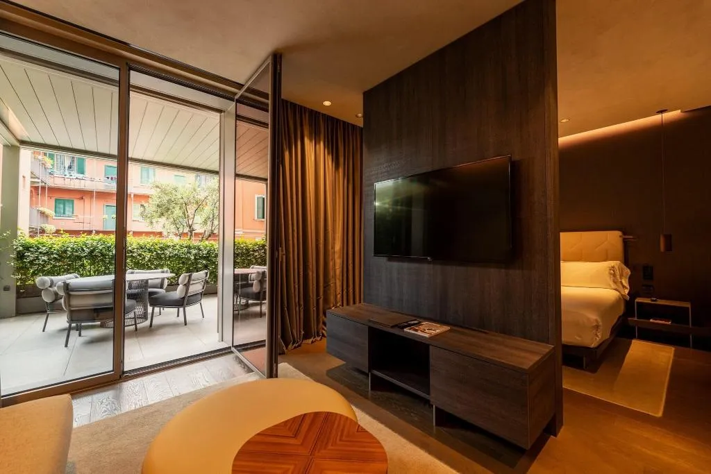 JUNIOR SUITE WITH DOUBLE BED Room, Hotel Viu Milan, Milan