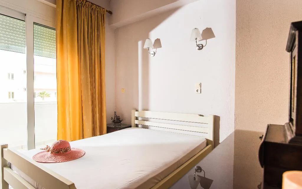 APARTMENT TWO BEDROOMS Room, Yiannis Manos, Crete