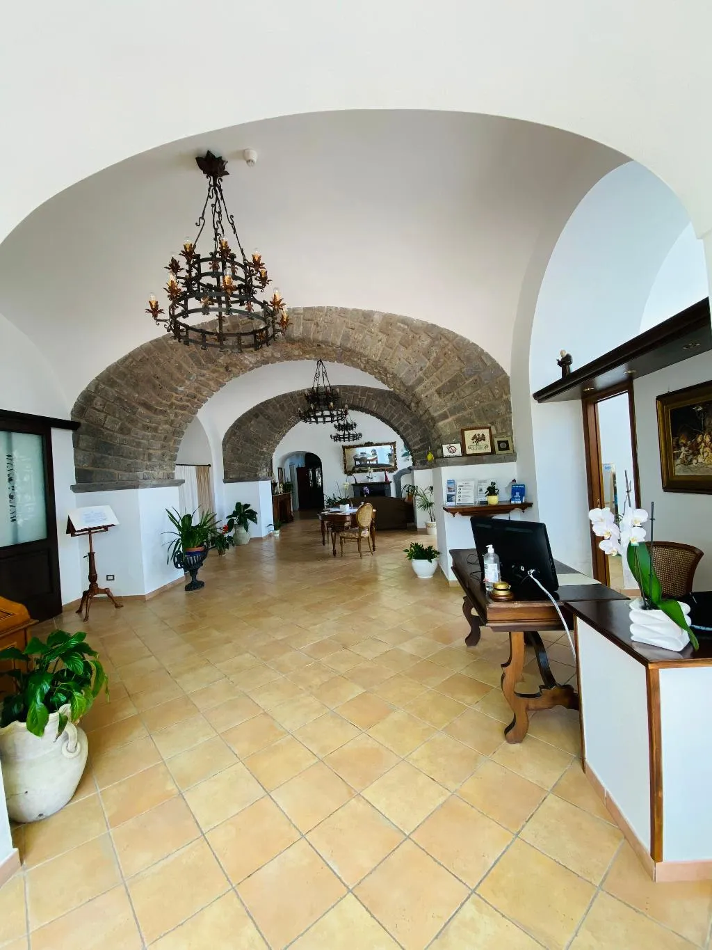 Lobby, Oasi Olimpia Relais, Naples