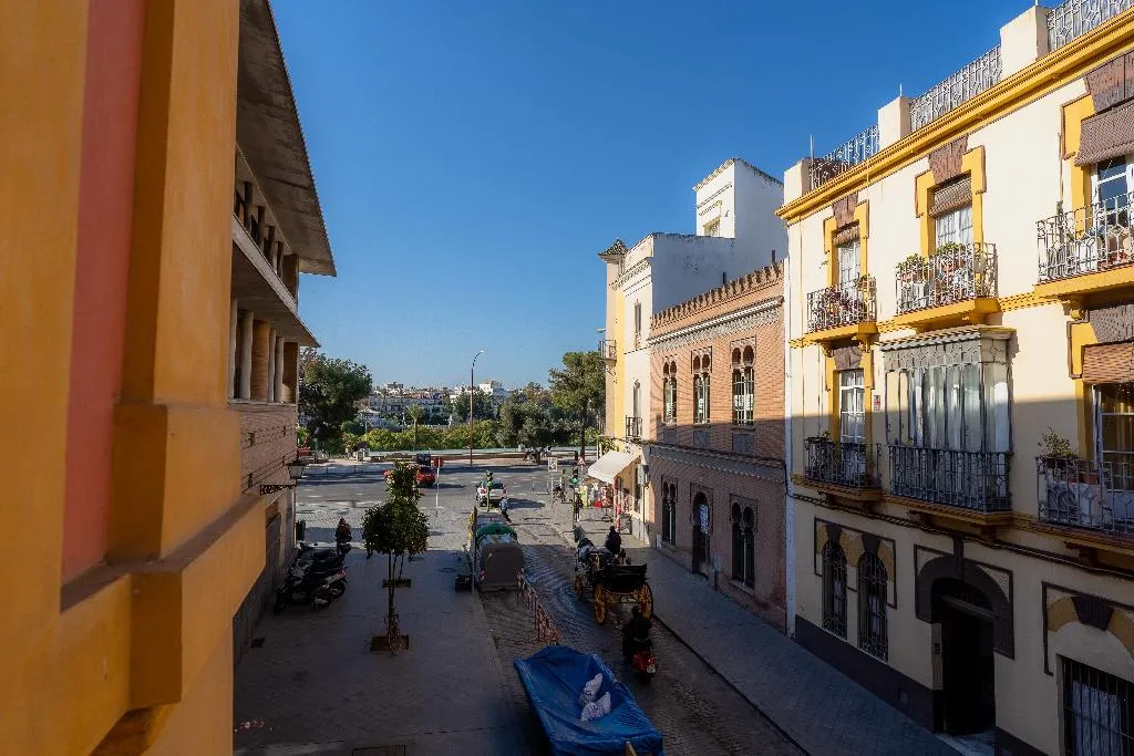 General view, azz Apartamentos Torre de la Plata, Seville