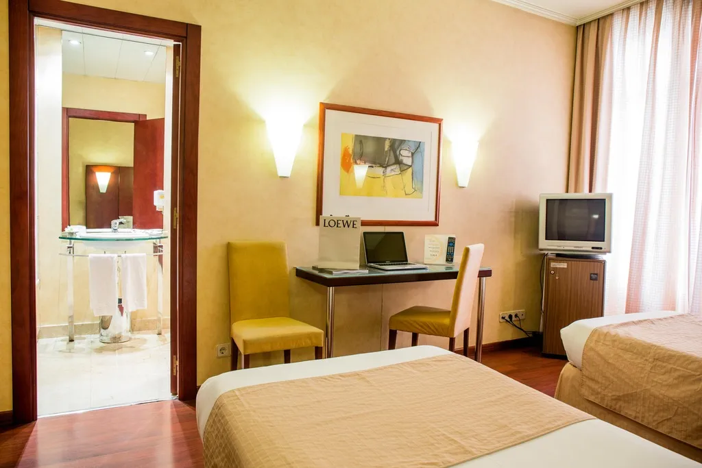 TWIN STANDARD Room, Hotel Arosa, Madrid