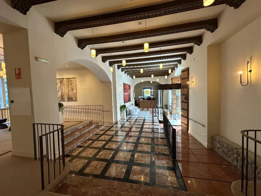 Lobby, Palacio de Valderrabanos, Madrid