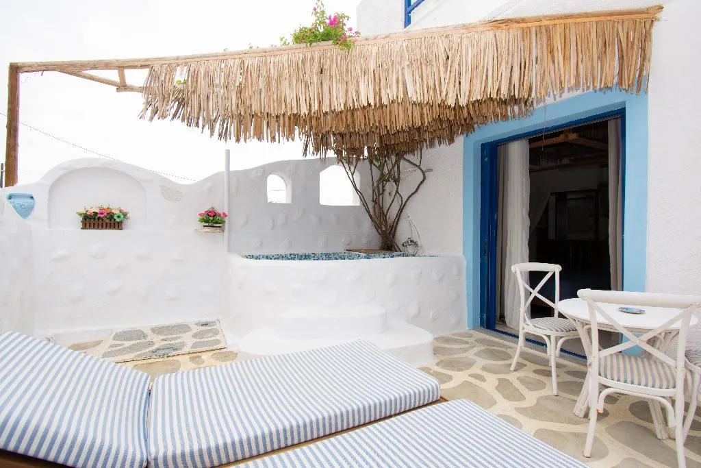 STUDIO WITH JACUZZI Room, OV Suites, Crete