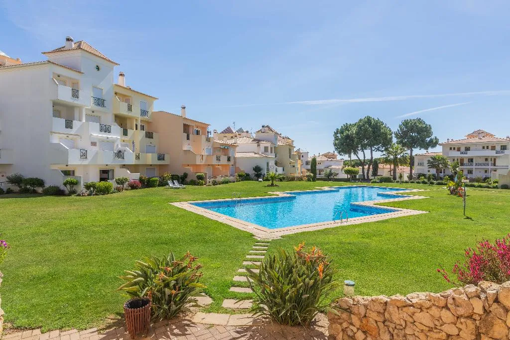 Pool, Jardins Santa Eulalia by Garvetur, Algarve