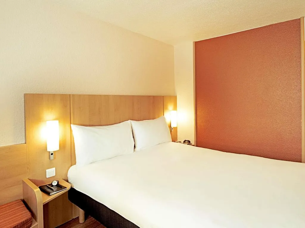 Room WITH DOUBLE BED Room, Ibis Lisboa Jose Malhoa, Lisbon
