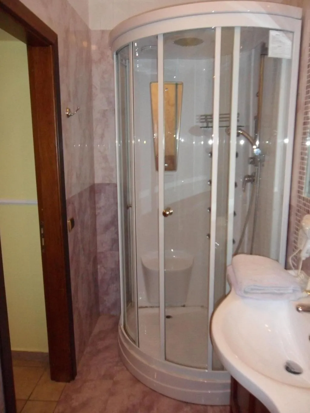 Room, Del Corso, Naples