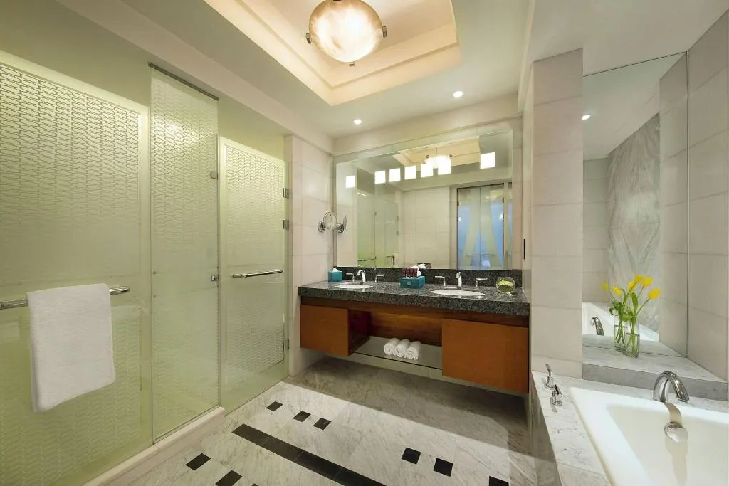 Room, The Nile Ritz-Carlton, Cairo, Cairo