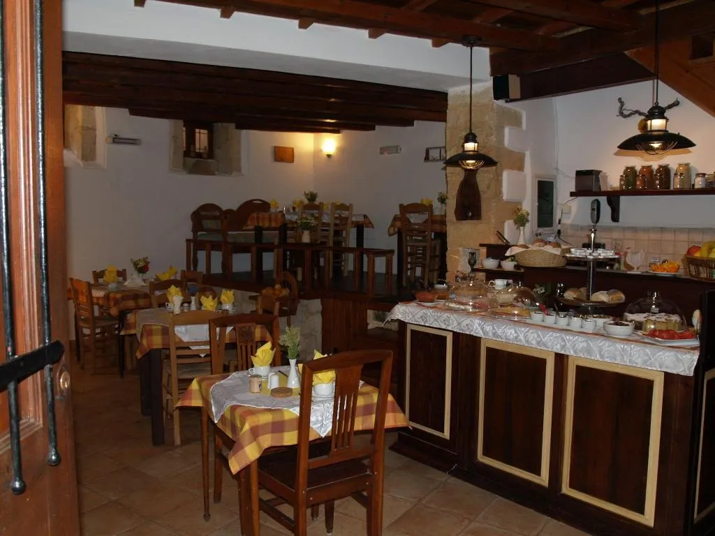 Restaurant, Amphora, Crete