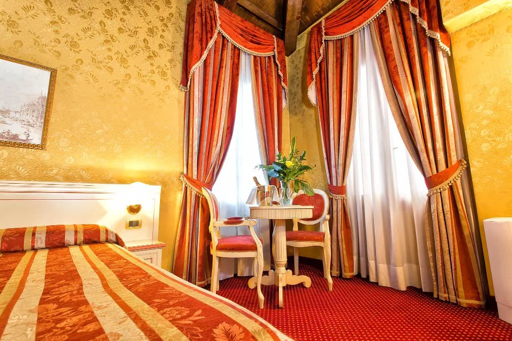 JUNIOR SUITE STANDARD Room, Ca' San Polo - Ferretti Hotels Collection, Venice