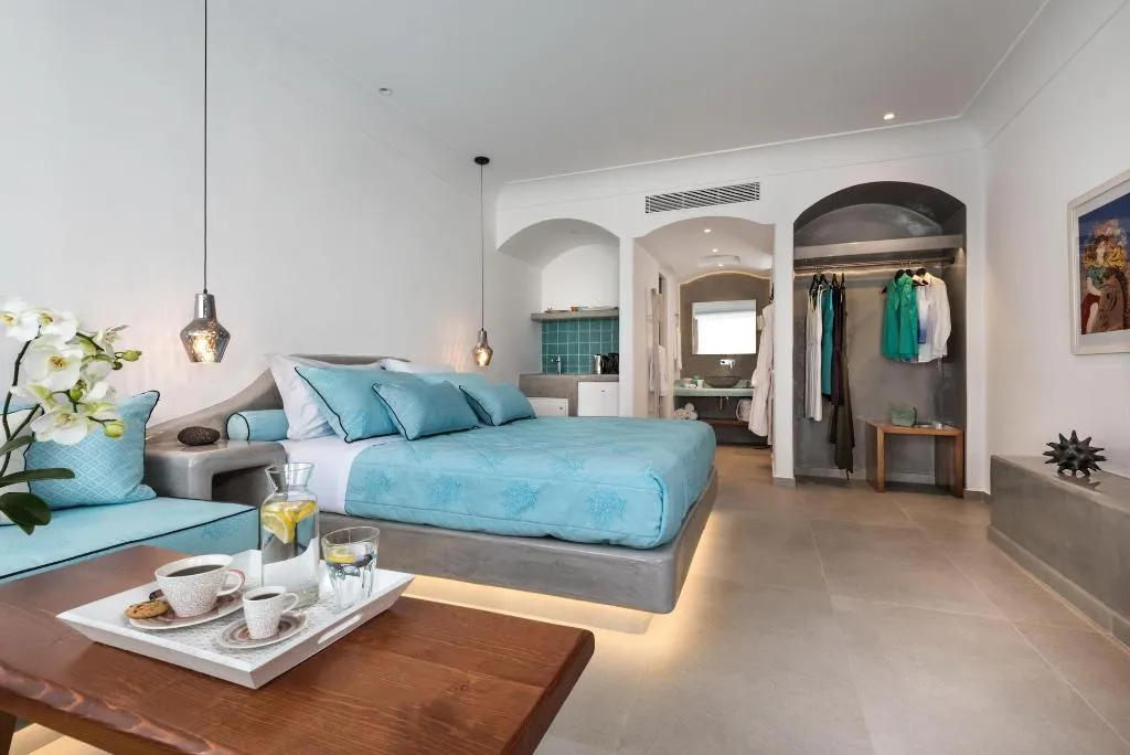 Room, Elements of Caldera Suites, Santorini