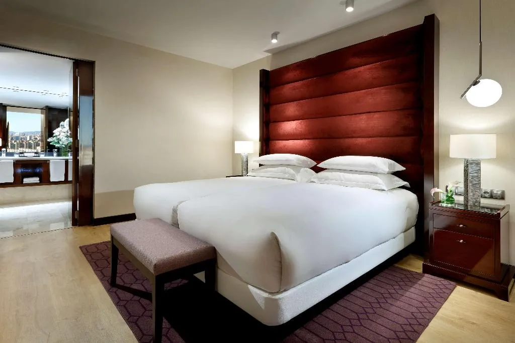 Room, Hyatt Regency Barcelona Tower, Barcelona
