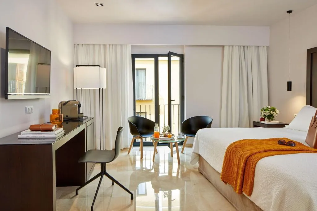 TWIN STANDARD Room, Rey Alfonso X, Seville