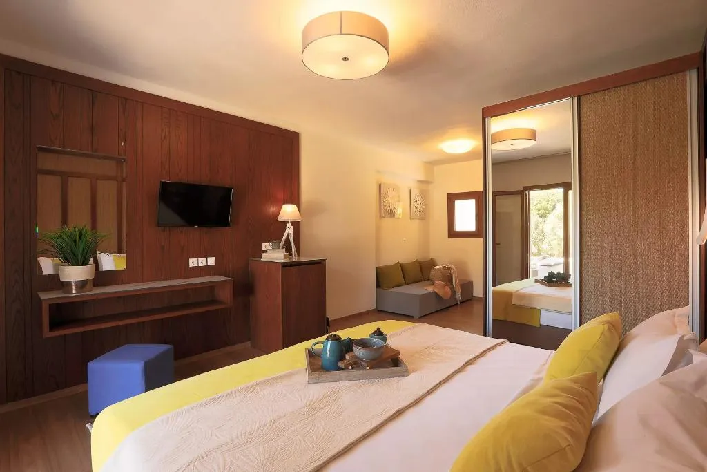 Double or Twin SUPERIOR Room, Skiathos Avaton Hotel, Skiathos