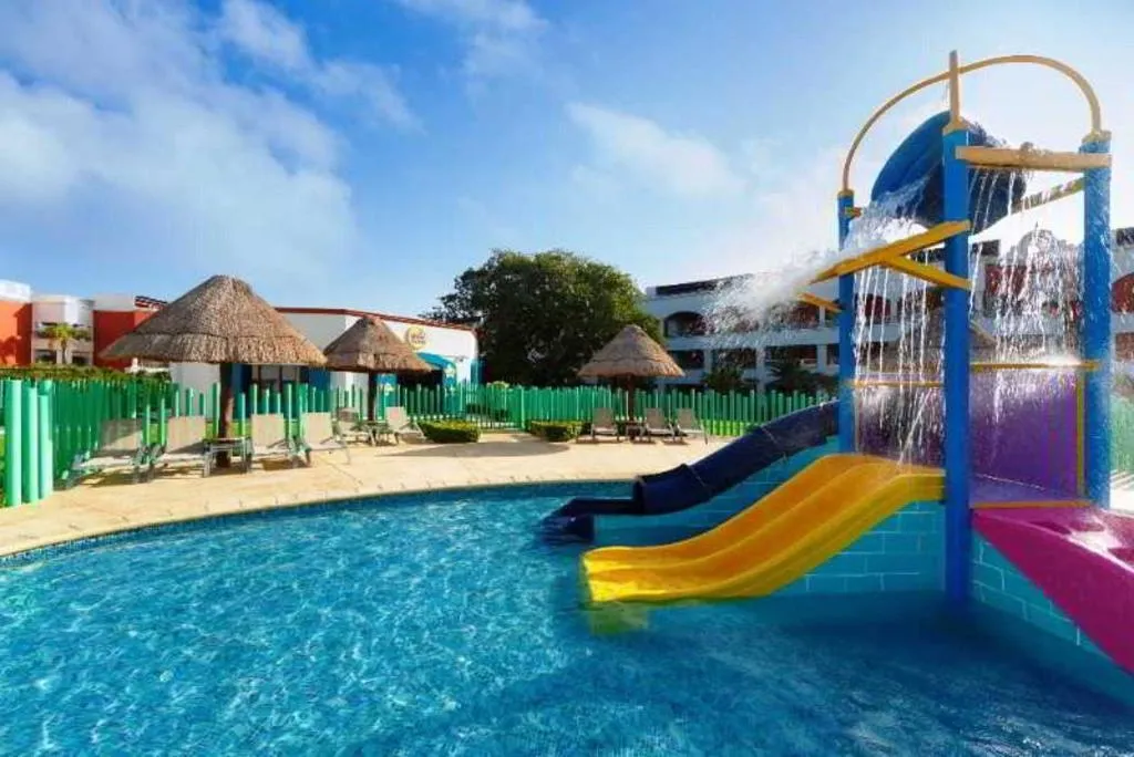 Sports and Entertainment, Hard Rock Hotel Riviera Maya Heaven Section AI, Cancun Area